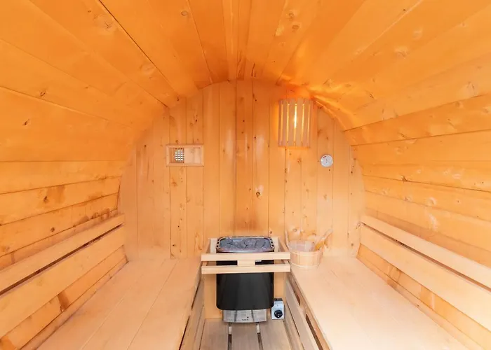 Wellness Bungalow With Sauna